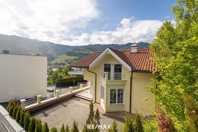 "Repr&auml;sentatives Wohnen" - Einfamilienhaus in Bestlage!