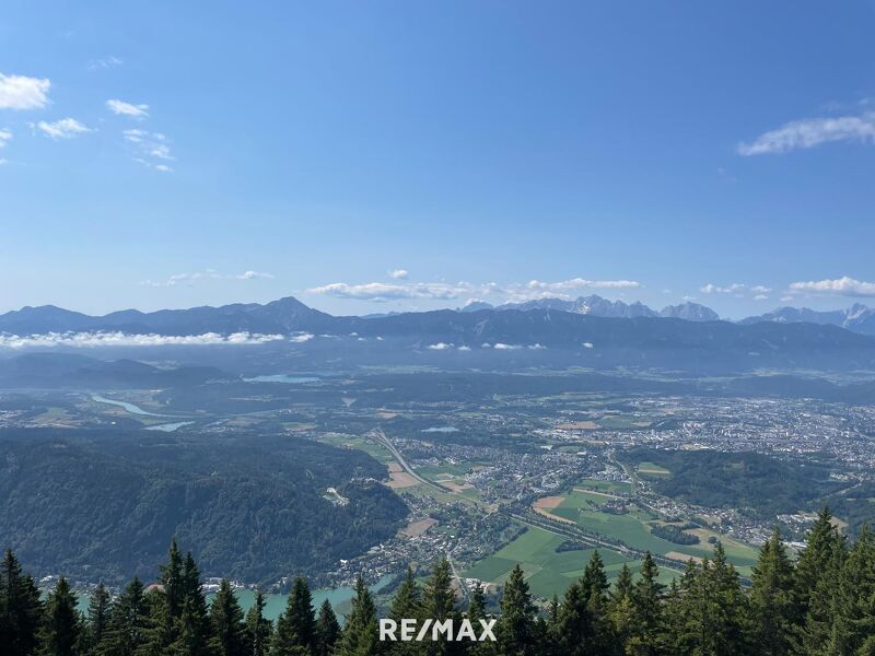 Sch&ouml;ne, ger&auml;umige Ferienwohnung auf der Gerlitzen mit Blick auf den Ossiacher und Faaker See