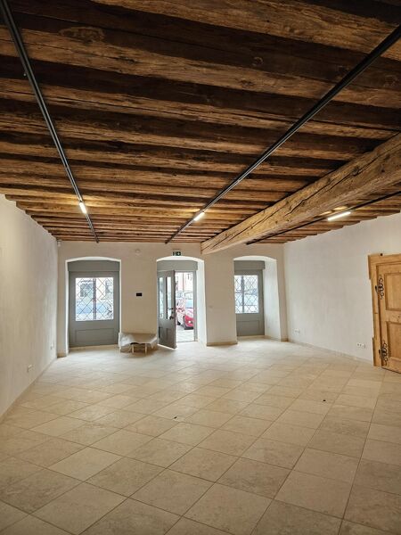 Top Geschäftslokal in Wels, Erstbezug, 108m², Fußbodenheizung, generalsaniert