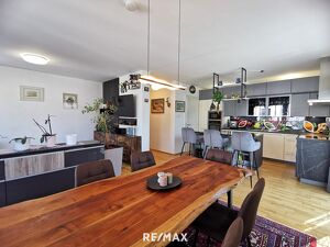 Traumhafte 3-Zimmer-Wohnung mit großem Balkon ins Grüne