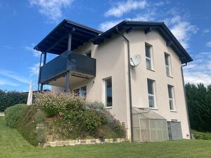 Neubau mit Lift, Wellness und vielen Extras