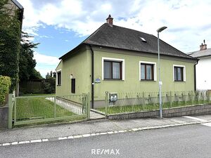 Bungalow mit 2 Wohneinheiten