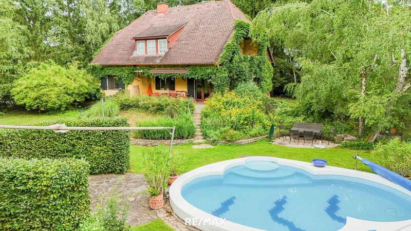 Bezauberndes Landhaus inmitten herrlicher Natur!