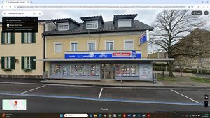 Perfekte Sichtbarkeit - günstiges Geschäftslokal / Büro mit großen Auslagen!