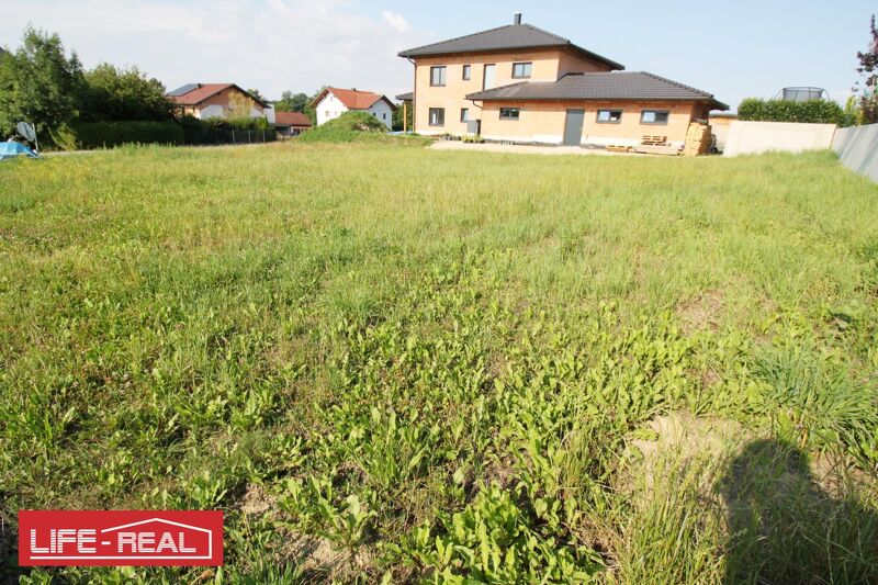 Großzügiges, ebenes Baugrundstück mit Südausrichtung ? bereits erschlossen