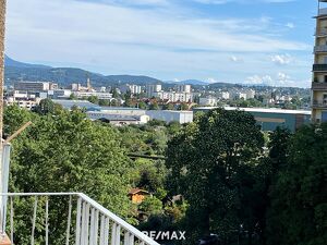 Großzügige Wohnung mit schöner Aussicht in Graz/Liebenau