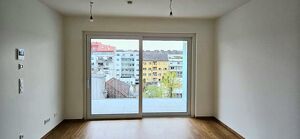 Singel oder Pärchenwohnung Stadtzentrum mit  80 m2 Garten,NOTVERKAUF !!! 11 m2 Terasse TG Platz-ERSTBEZUG