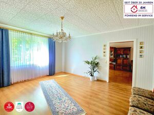 WOHNEN DIREKT IM ZENTRUM VON BERNDORF - 2 ZIMMER & LOGGIA