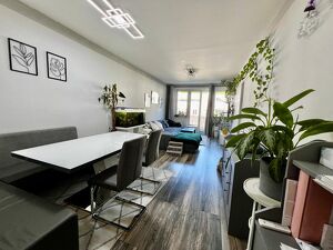 "IN KAUFABWICKLUNG!"  SCHÖNE ZENTRALE WOHNUNG MIT GUTER ANBINDUNG NACH WIEN