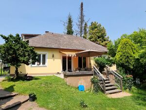 "In Kaufabwicklung!"    EINFAMILIENHAUS IN SONNIGER LAGE MIT SCHÖNEM GARTEN