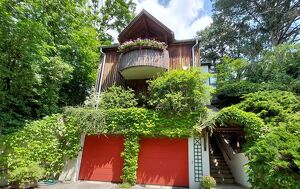 Charmantes Architektenhaus in Klosterneuburg ? Stilvolles Refugium mit Gartenidylle