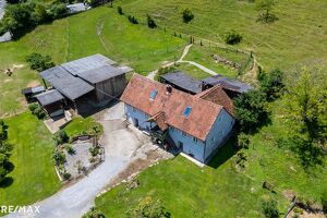 Landwirtschaftliches Anwesen mit großzügigem Bauland nahe Thalersee