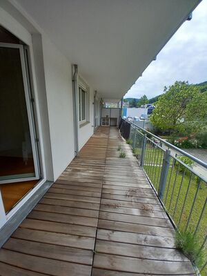3 ZIMMER WOHNUNG MIT GROSSEM BALKON IN PURKERSDORF