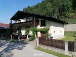 Zweifamilienhaus mit Holzwerkstatt, Garage und Carport ? Wohnen in Top Lage