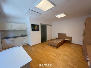 Komplett möbliertes Studio