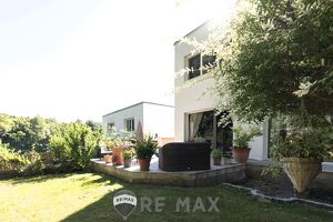 "Schlicht, smart, schön ? Ihr Zuhause in grüner Lage"