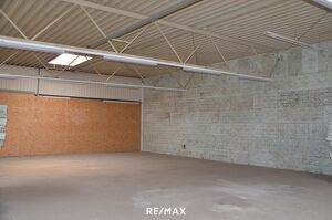 Verbundene Hallenfläche mit direkter Zufahrt ? ca. 233?m²