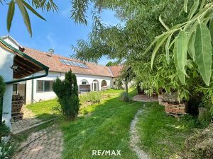 Naturnah wohnen ? Eigentumswohnung in 3-Parteienhaus zu verkaufen!