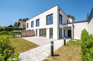 Erstbezug: Doppel-Haushälfte mit Fernblick und Wohlfühlambiente