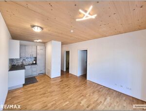 Stylisch wohnen in der Nähe von Don Bosco ? 2 Zimmer & XL-Balkon