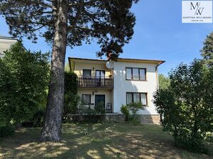 großes Einfamilienhaus in Top Ruhe Lage