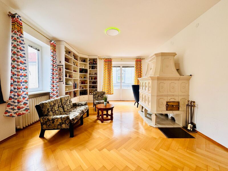 NEU: FREI AB NOV 2025 - WOHNUNG NÄHE LANDSTR. *148 M² *BALKON