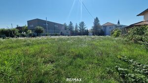 Voll aufgeschlossenes, ca. 933 m² großes Baugrundstück ohne Bauverpflichtung im Stadtzentrum