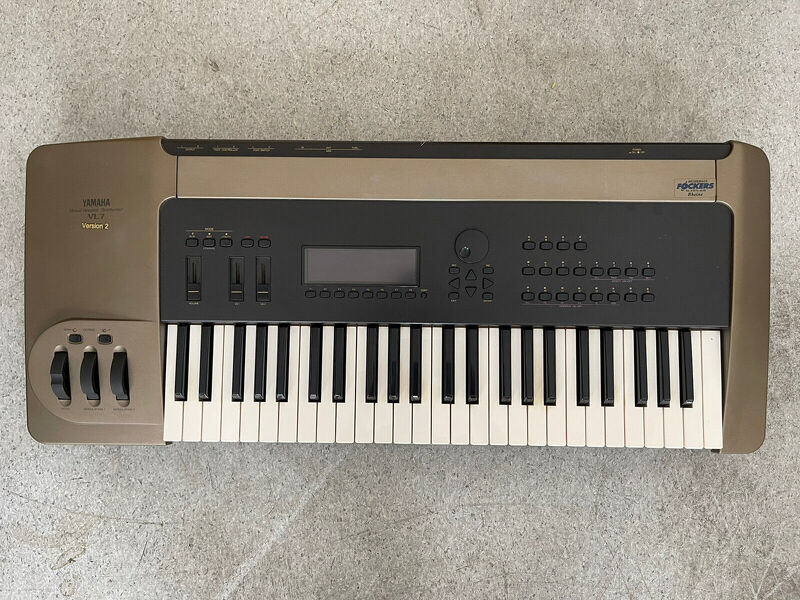 Yamaha VL7 Virtual Acoustic Synthesizer Keyboard Version 2