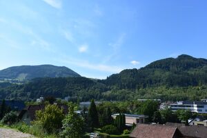Großes Baugrundstück in Zell