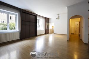 Open house - "Wohnen direkt beim Karmelitermarkt| ruhige Innenhoflage