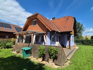 "IN KAUFABWICKLUNG!"  ENTZÜCKENDES LANDHAUS AUF BAURECHTSGRUND