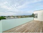 Penthouse mit Weitblick für gehobene Ansprüche // Pentzhouse with views for high demands //