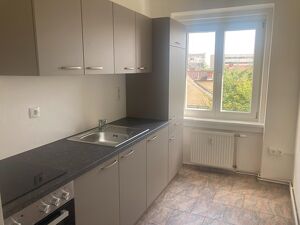 Mietwohnung mit 3 separaten Zimmer und Balkon