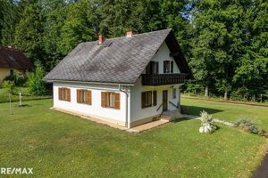 Einfamilienhaus mit großem Grundstück in sonniger Ruhelage
