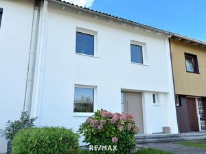 Familienfreundliches Reihenhaus mit Garten und guter Infrastruktur