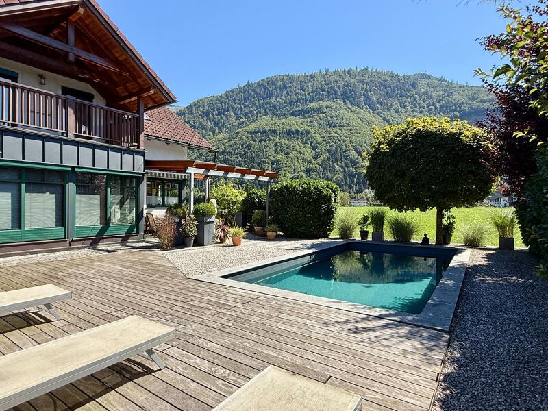 ANKOMMEN & GENIEßEN - Herrliches Einfamilienhaus mit Pool und Blick ins Grüne - zentrale Lage - ZWEITWOHNSITZ