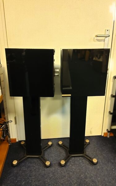 Standlautsprecher Elac Spirit