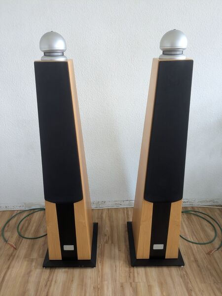 Monitor Audio Studio 89, Lautsprecher