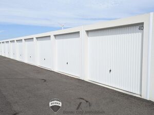 "Garagenplätze nahe Brünnerstraße"