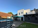 "Wohnen mit Pool & Terrasse!"