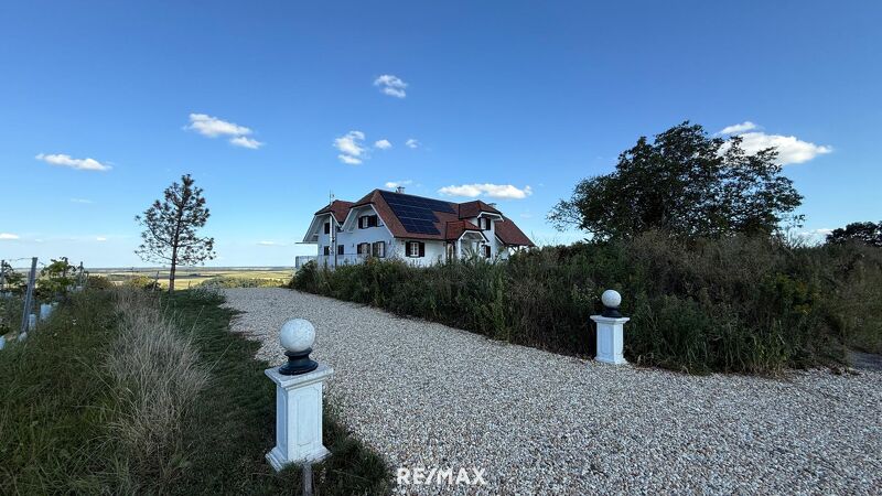 Exklusives Wohnen im S&uuml;dburgenland ? Traumvilla mit Panoramablick
