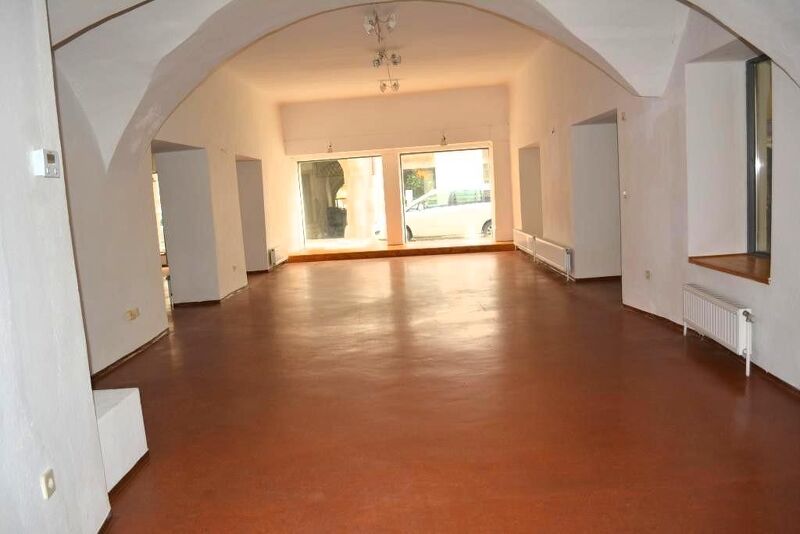 Verkaufslokal / Haratzm&uuml;llerstrasse 12 - 14
