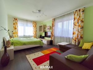 ***  Renoviert & einladend ? 2-Zimmer-60m² im Stadtzentrum Bruck/Mur mit Ausbaumöglichkeit ***