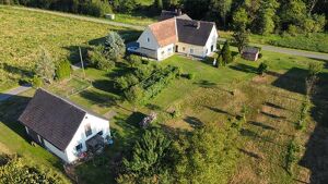 Landhaus in Ruhelage auf einem 3.660 m2 großen Grundstück