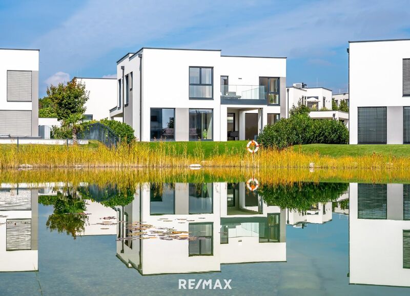 Leben pur! Exklusiv und nat&uuml;rlich zugleich. Im Sommer sonnen-,  im Winter eisbaden.