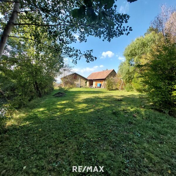 Barrierefreies Niedrigenergiehaus auf &uuml;ber 2 ha Grund