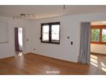 Moderne 4-Zimmer-Wohnung mit Wintergarten und Balkon