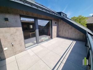 ERSTBEZUG | Exklusives Penthouse mit 4 Zimmern & sonniger Terrasse