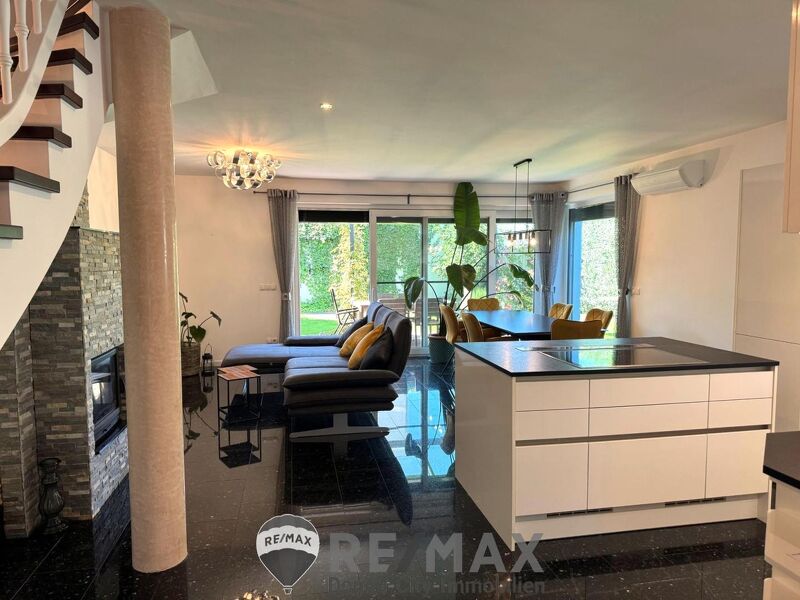 " Exklusive Doppelhaush&auml;lfte!"