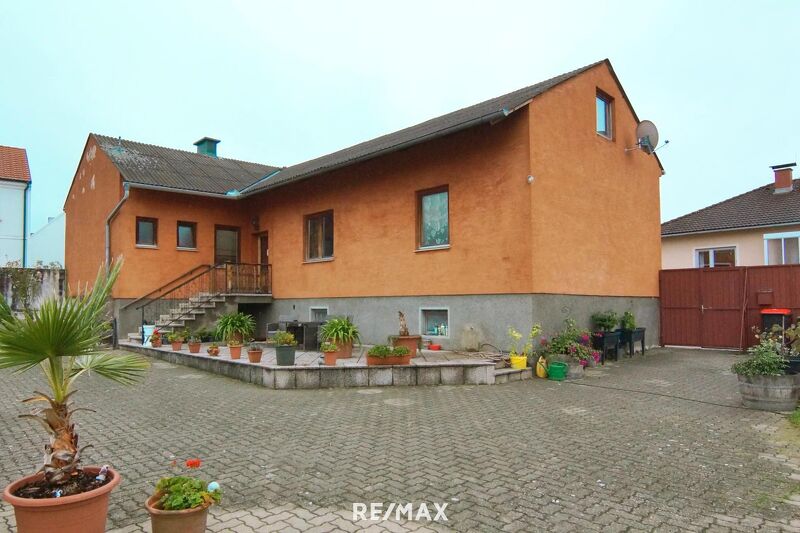 Attraktives Einfamilienhaus auf großzügigem Grundstück im Ortskern